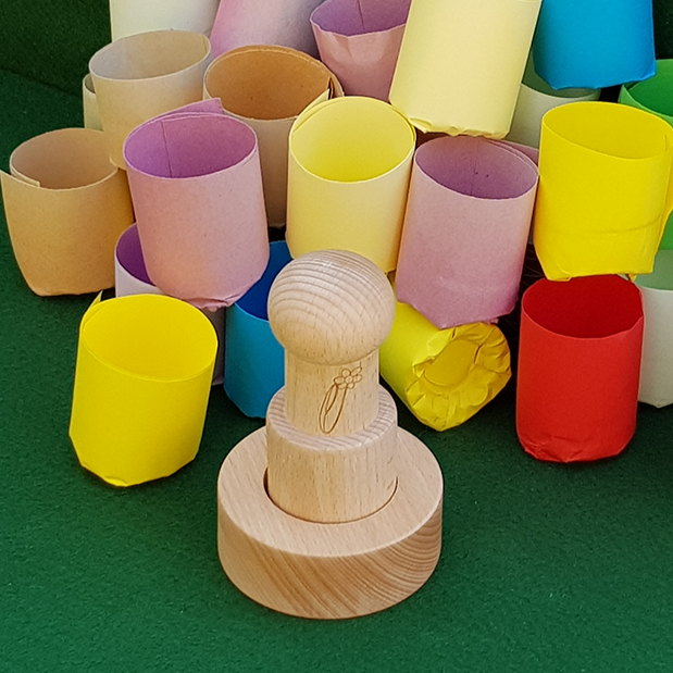 maker and pots